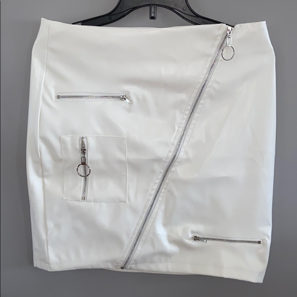Pleather mini skirt size small - NEW